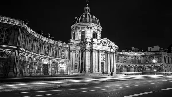 national-cancer-institute-ICm-cEIFk4I-unsplash